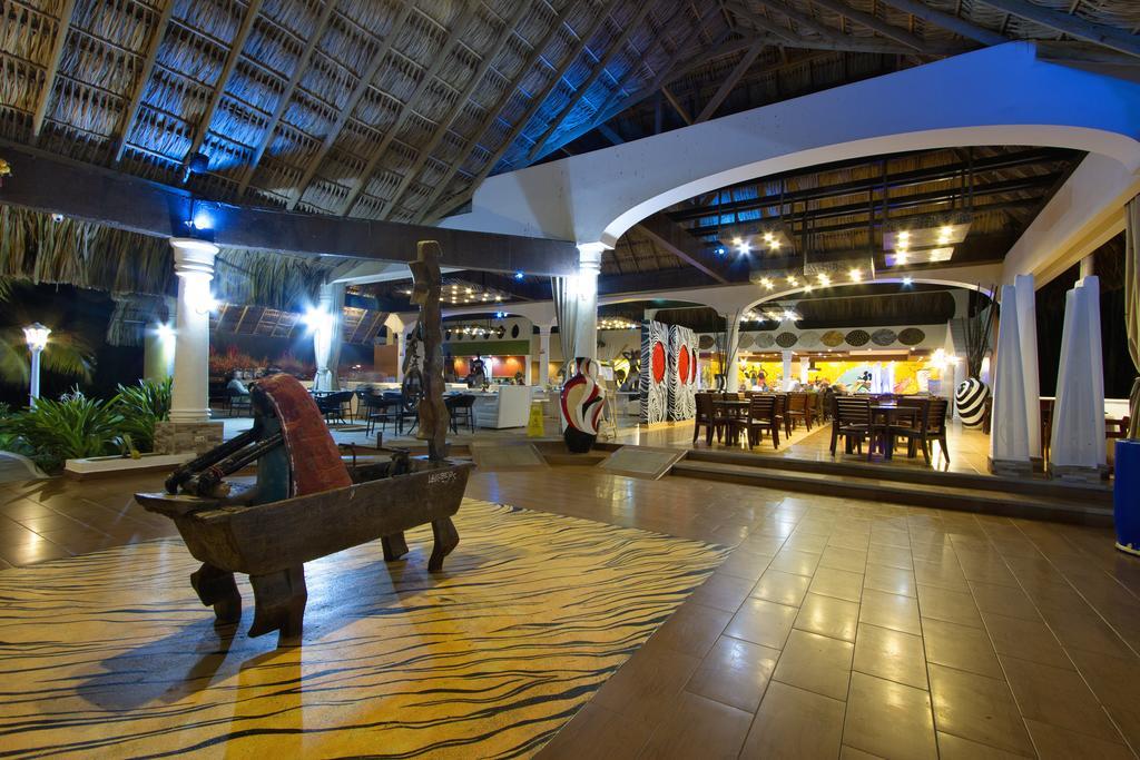 Hotel Palma Real Sambo Creek Exterior photo