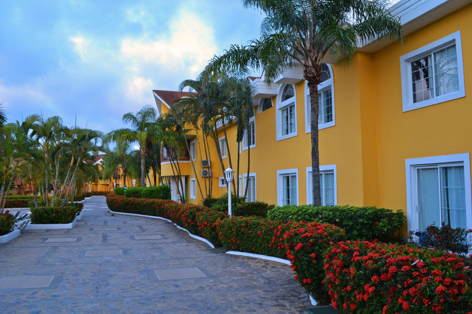 Hotel Palma Real Sambo Creek Exterior photo