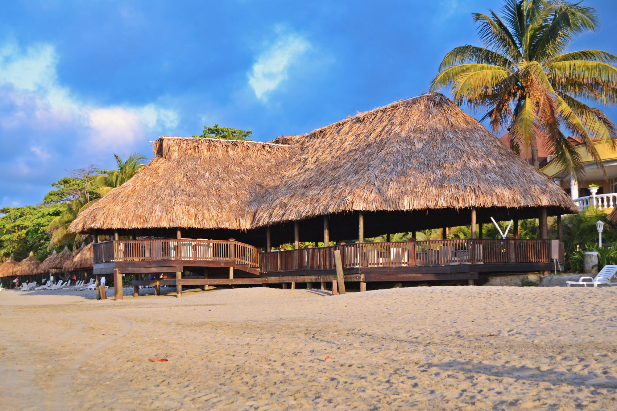 Hotel Palma Real Sambo Creek Exterior photo